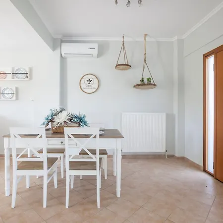 Deluxe Apartment Áfitos