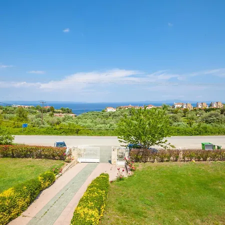 Apartment Deluxe Afytos