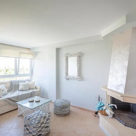 Deluxe Apartment Áfitos